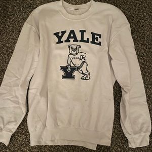 Yale Bulldogs Sweatshirt